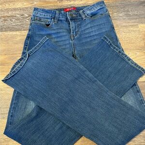 GUESS Jeans